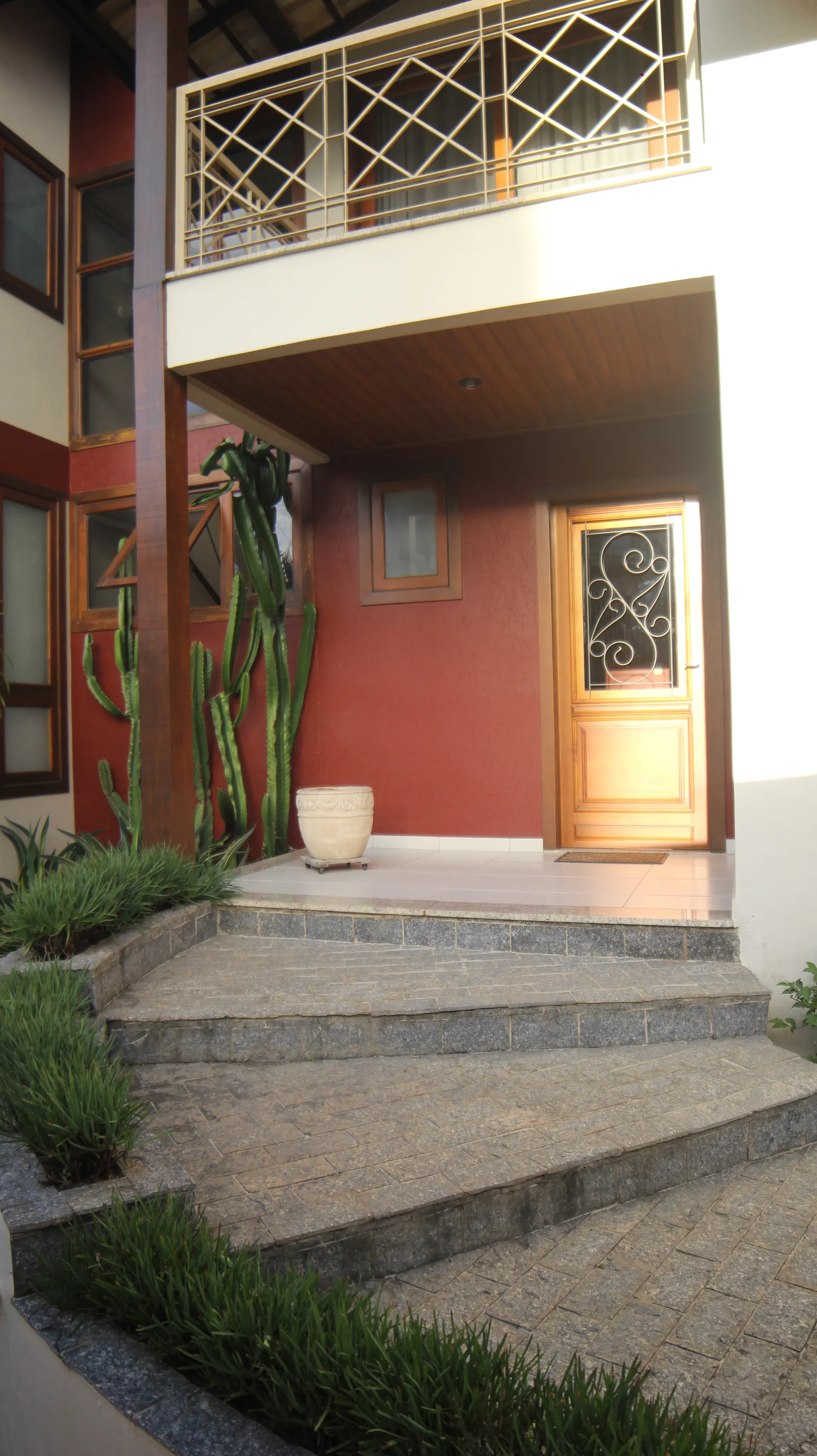 Fachada (Entrada)